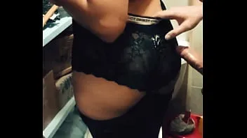 مدرب بيزنق لبوة مصرية جوا حمام النادي سكس عربي