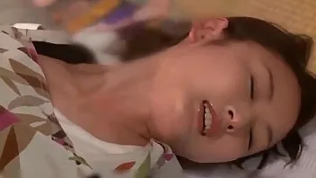 كل جيرانه بينيكه مراته غصب عنها جنس ياباني نار