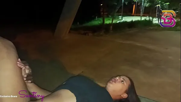 ممثلة اباحية تصور فيلم اباحي في الشارع افلام سكس نيك حقيقي