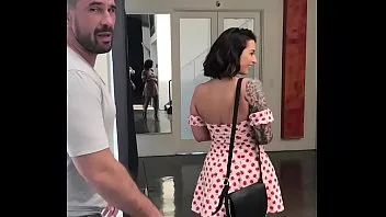 وكيلة عقارات مشهوة بتتناك من الزبون وجوزها بيصورها سكس حقيقي